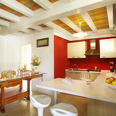 Bed & Breakfast Venice House