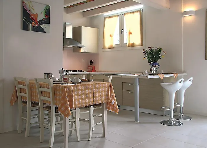 Venice House Noale
